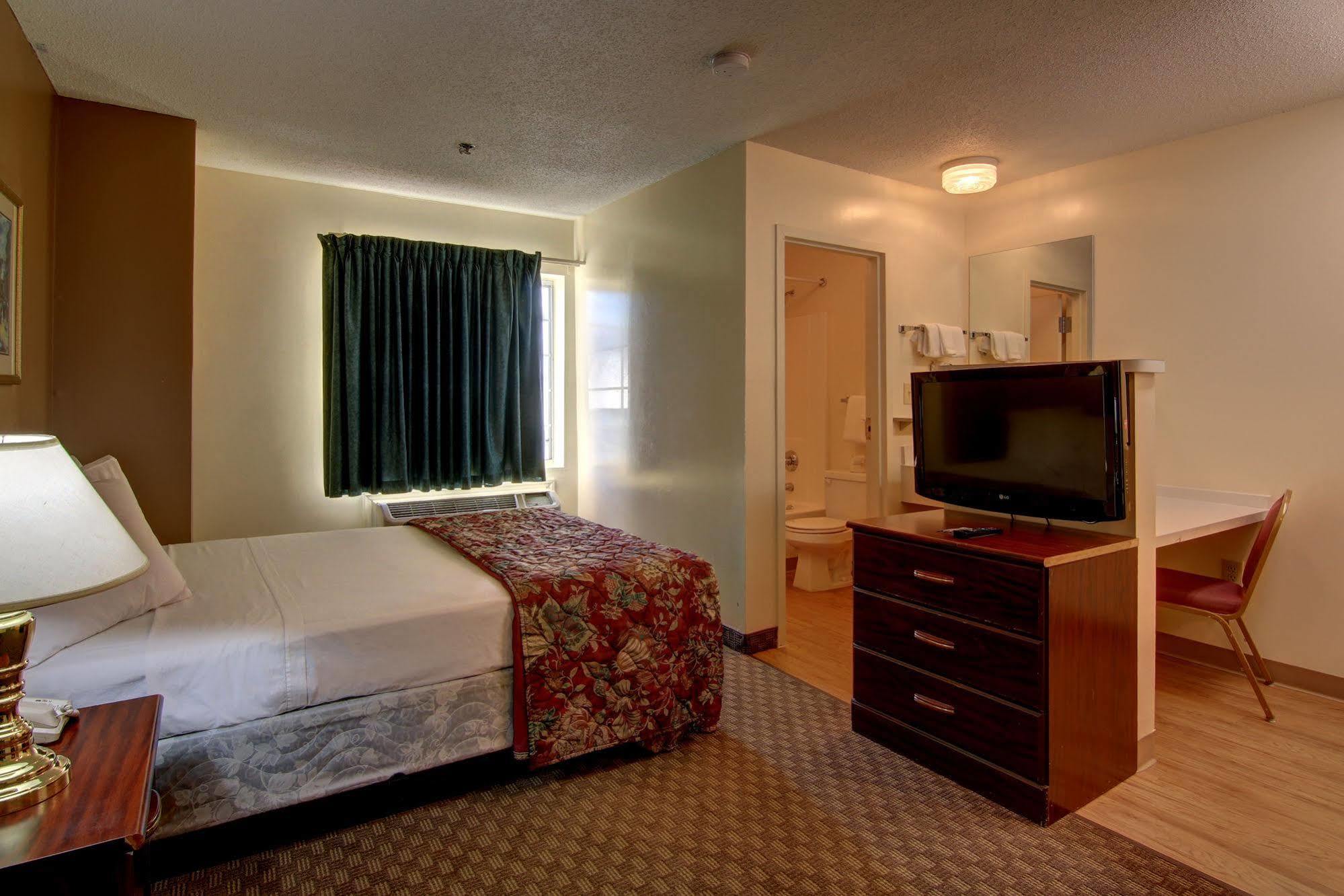 Intown Suites Extended Stay Atlanta Ga - Snellville Exterior photo